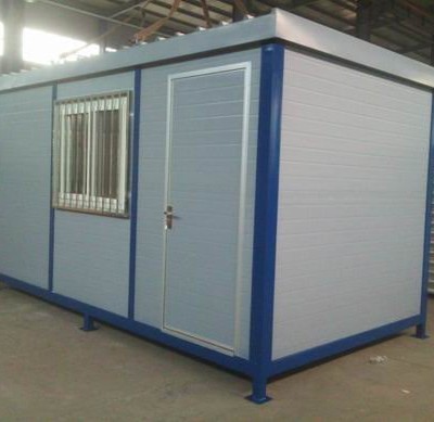 Sandwich-Panel-Containers